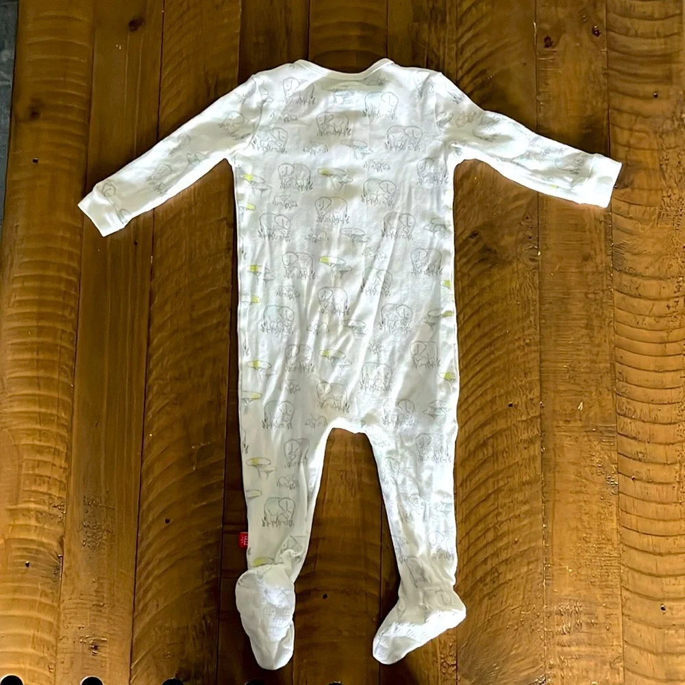 Magnetic Me Elephant Organic Cotton Grip Footie - Picture 3 of 6